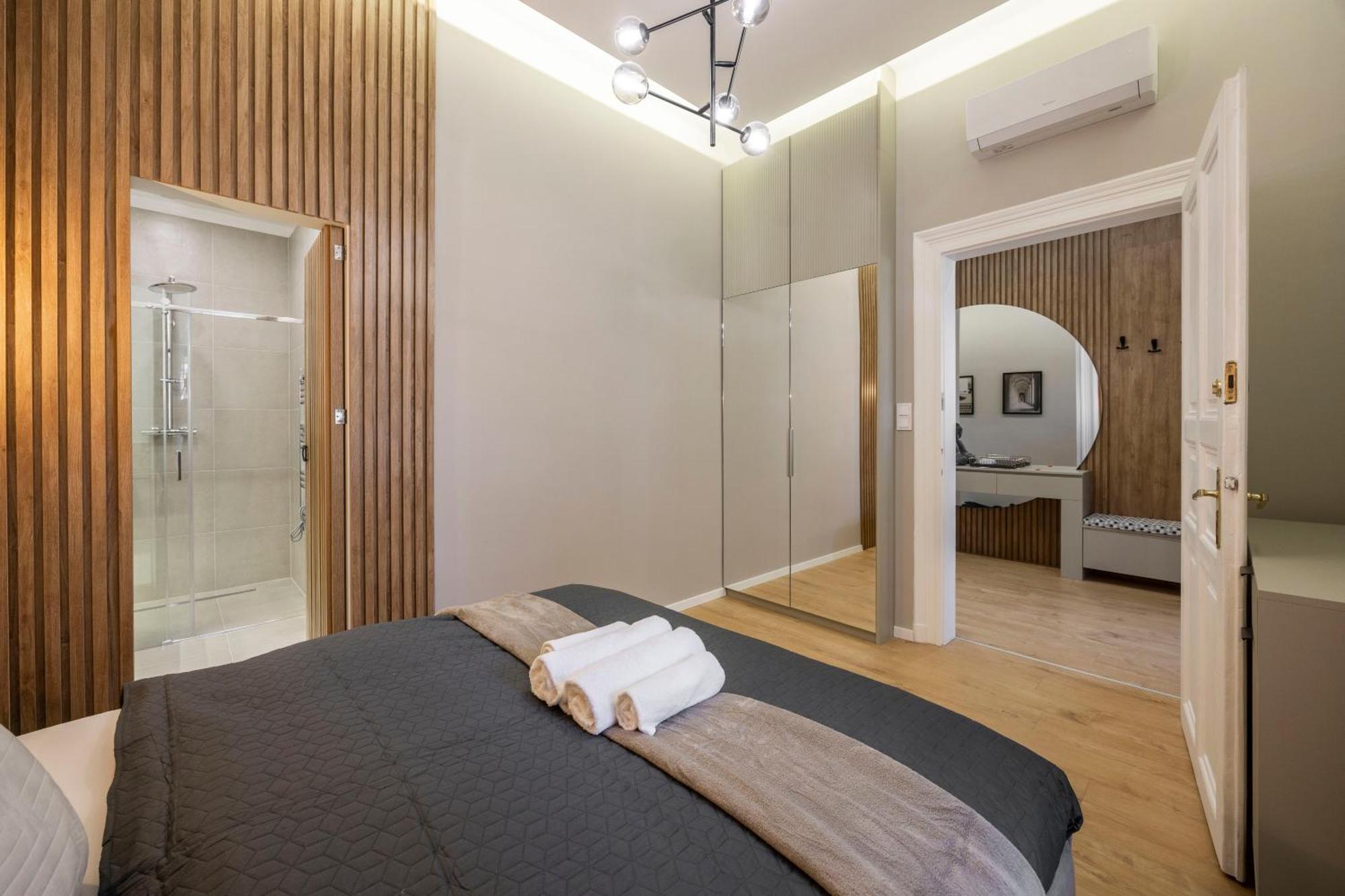 Exclusive N' Spacious Elizabeth Central Suite Budapest Exteriör bild